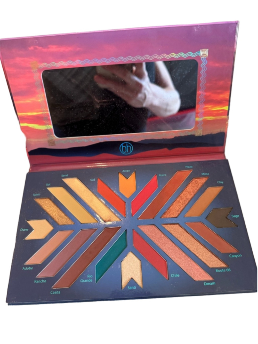 BH Cosmetics Santa Fe Eyeshadow Palette - Sunset Reds, Oranges, Teal